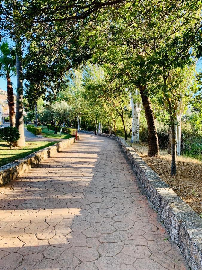 Casita En El Paraiso Cuevas del Becerro Ngoại thất bức ảnh